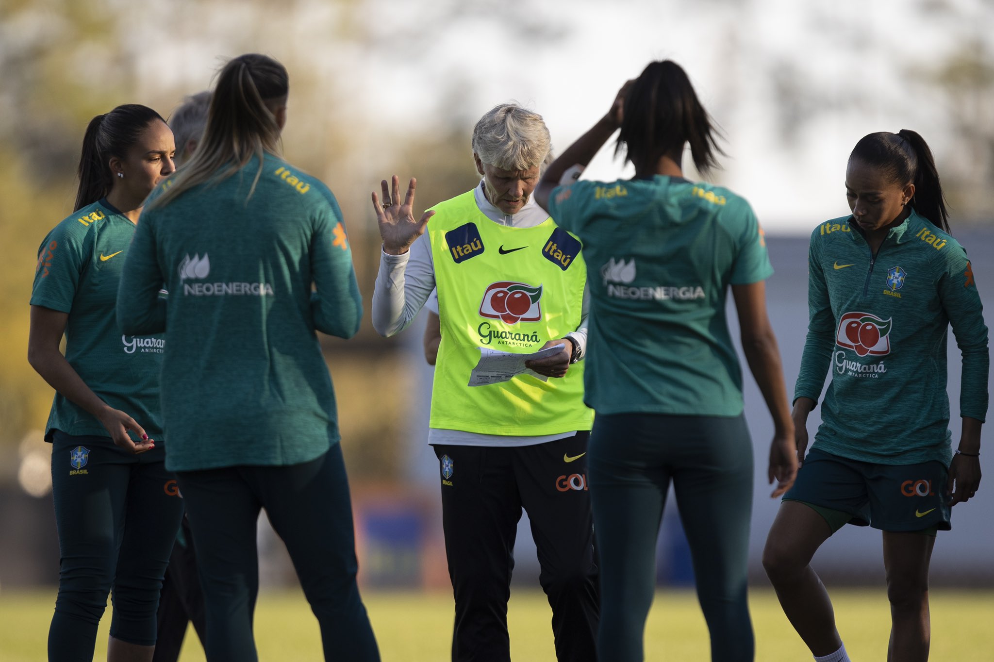 Pia elogia jogo da Seleção Brasileira feminina contra Alemanha: “Um dos melhores que fizemos”