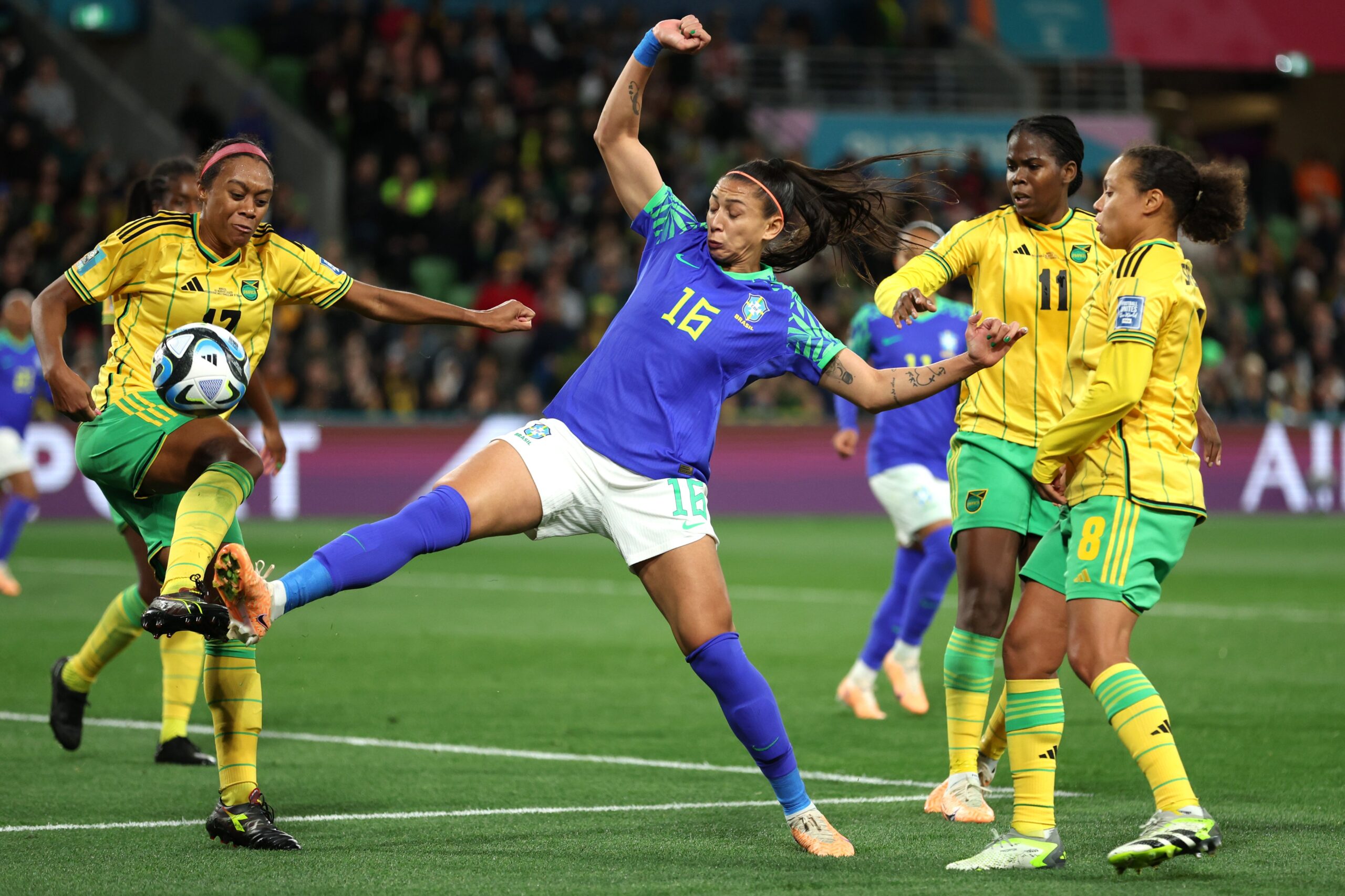Brasil empata com a Jamaica e é eliminado da Copa do Mundo Feminina