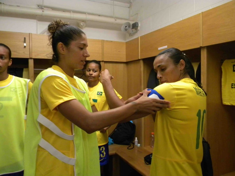 Marta comemora volta da parceria com Cristiane e elogia Arthur Elias na Seleção Brasileira Feminina: “Muito moderno”