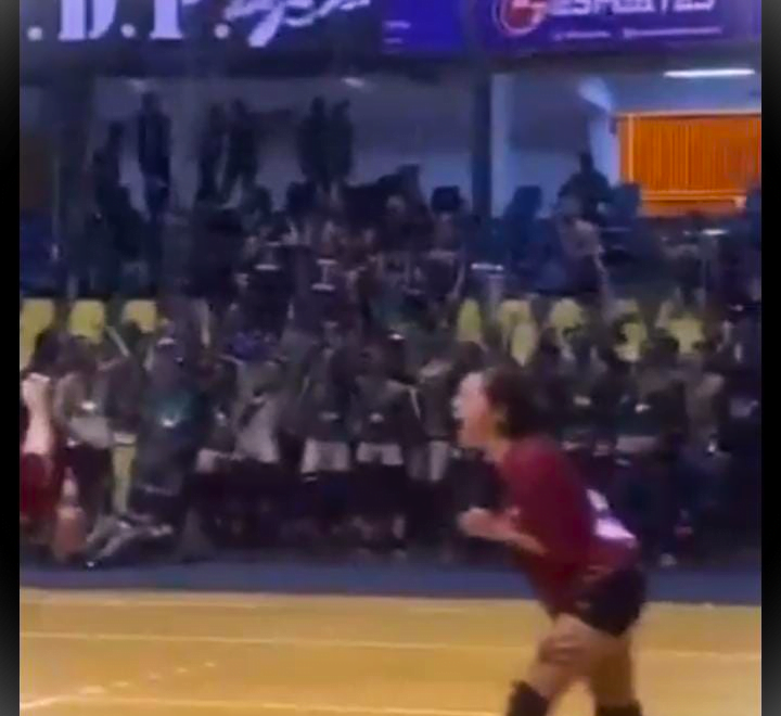 TIme Futsal se masturbando assistindo jogo de voleibol feminino 17.09